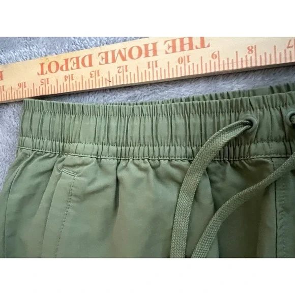 Nike Men's Woven Training Pants 934592-385 XL Cargo Khaki Olive Green LW Joggers - Picture 7 of 12